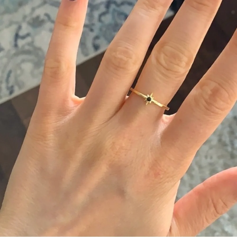 Elegant Goldplated over Sterling Silver Ring with Onyx Gemstone Sz 7